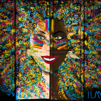 femme-de-couleurs-(2022, grand paravent) femme-de-couleurs-paravent